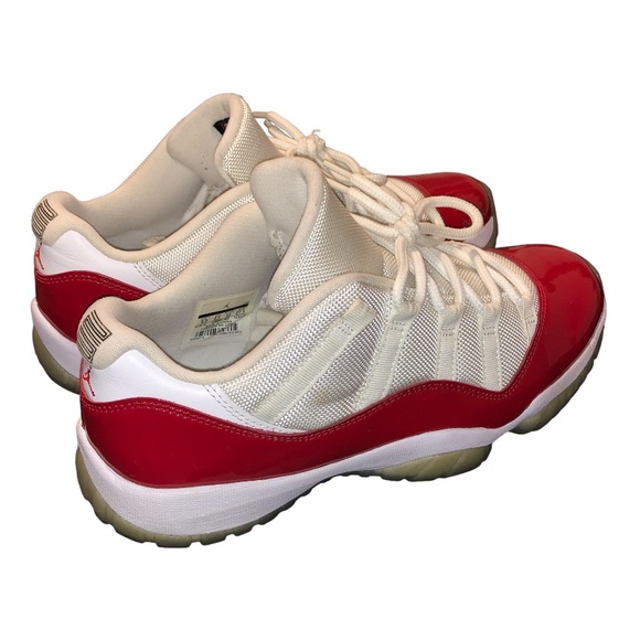 Air Jordan 11 Retro Low - Picture 3 of 17